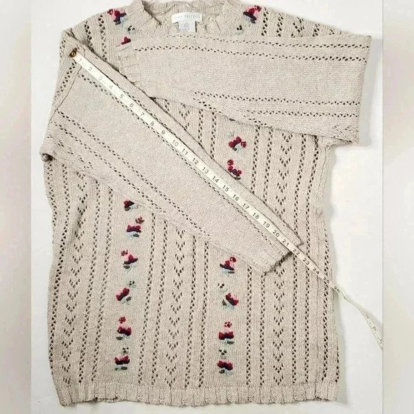 Jump Tricot Lenin Blend Beige 3D Embroidered Chunky Knit Sz L long Line Sweater - Picture 7 of 9